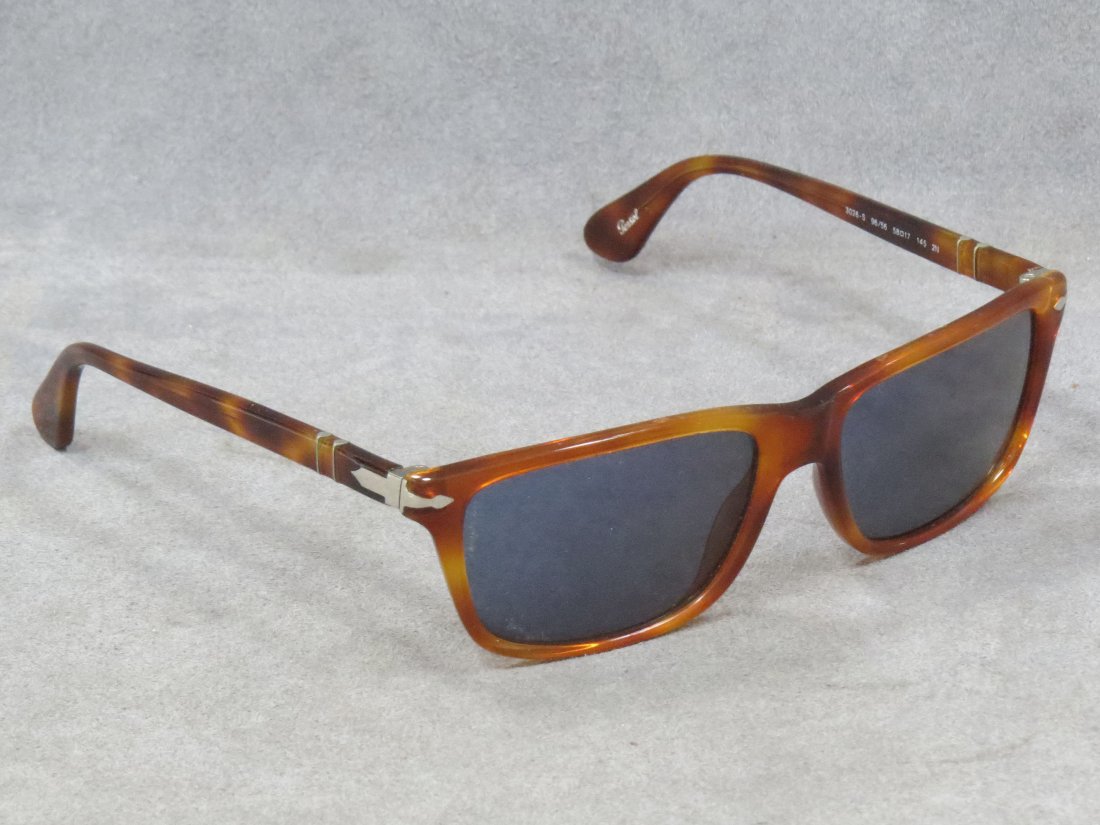 PERSOL #32060S HAVANA SUNGLASSES WITH BROWN FRAME: PERSOL #32060S HAVANA SUNGLASSES WITH BROWN FRAME AND BLUE LENSES