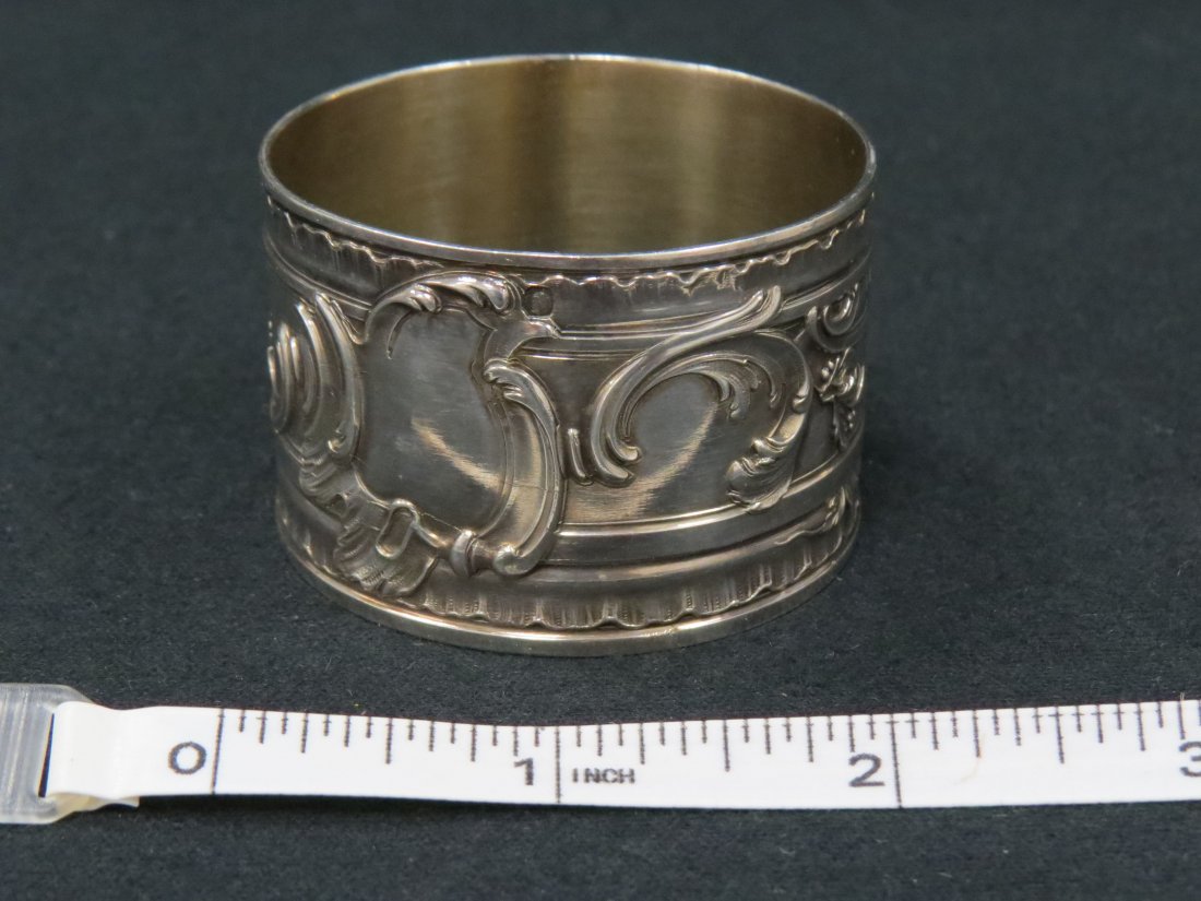 FRENCH 950 STERLING NAPKIN RING, 19/20TH CENTURY: FRENCH 950 STERLING NAPKIN RING, 19/20TH CENTURY. DIAMETER 2"; 1.56 OZT
