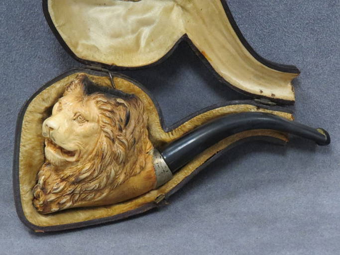 VINTAGE CARVED AUSTRIAN MEERSCHAUM LION HEAD PIPE Mar 08, 2015