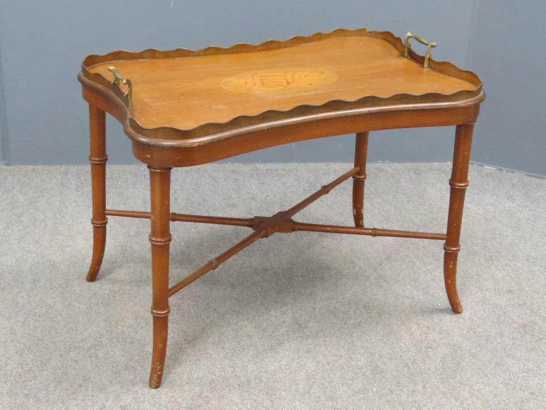 SHERATON STYLE MAHOGANY TRAY-TOP STAND: SHERATON STYLE CARVED AND INLAID MAHOGANY TRAY-TOP STAND. HEIGHT 20"; TOP 17 1/2 X 26 1/2"