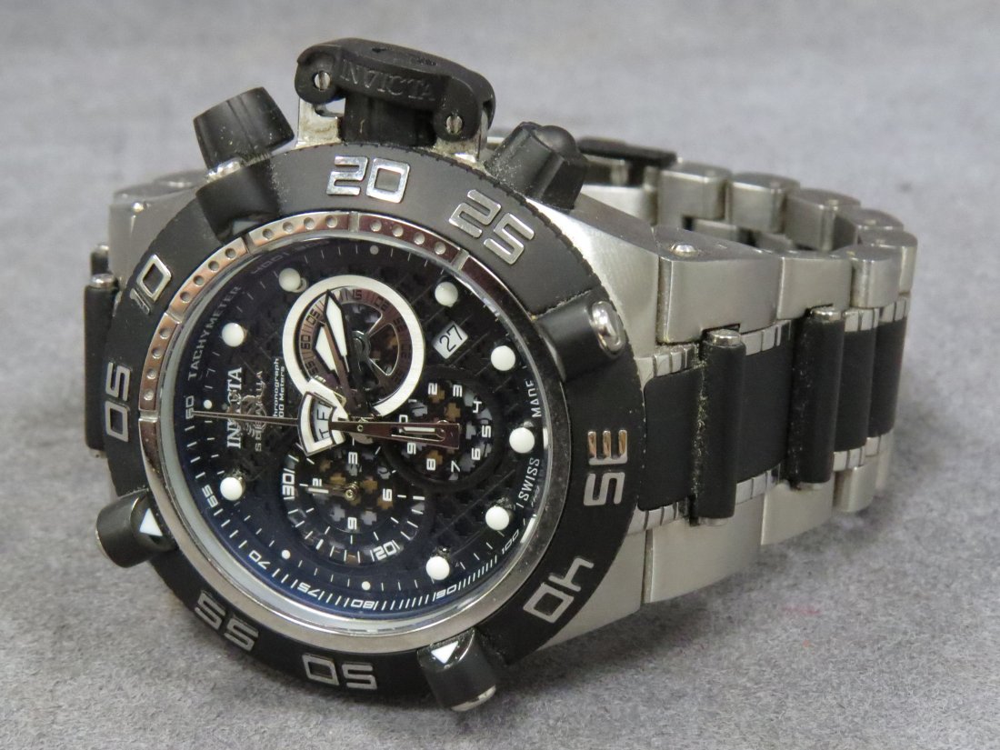 INVICTA STAINLESS SUBAQUA NOMA IV, WRISTWATCH: INVICTA STAINLESS SUBAQUA NOMA IV, MODEL 6551, QUARTZ CHRONOGRAPH WRISTWATCH (50MM)