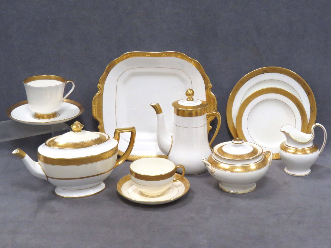 LOT MINTON FOR TIFFANY & CO.: LOT MINTON FOR TIFFANY & CO. GILT DECORATED PORCELAIN DESSERT SET INCLUDING TEA/COFFEE POTS, CAKE PLATE, ETC (28 PIECES)