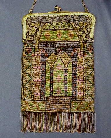 VINTAGE METALLIC BEADED MOSQUE DESIGN HANDBAG: VINTAGE METALLIC BEADED MOSQUE DESIGN HANDBAG WITH GOLD TONE & JEWELED FRAME. BAG WITH FRINGE 10 1/2 X 6" (MINOR BEADING SEPARATIONS)
