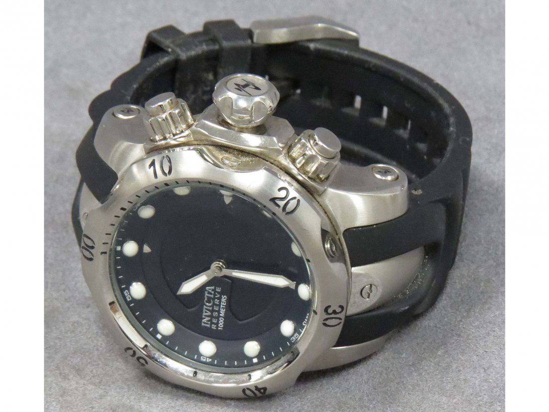 INVICTA RESERVE STAINLESS LIMITED EDITION WATCH: INVICTA RESERVE STAINLESS LIMITED EDITION #216/250 SUBAQUA VENOM MODEL 6155 SWISS ANALOG AND DIGITAL WRISTWATCH. 52MM (WITH BOX AND PAPERS)