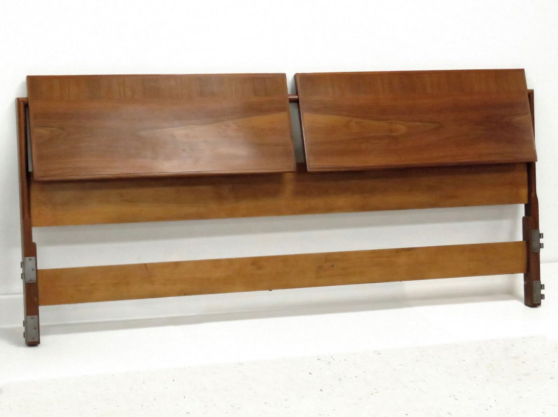 JOHN WIDDICOMB MID-CENTURY INLAID WALNUT KING BED (1 of 2)