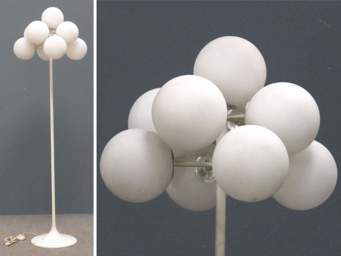 MID-CENTURY MODERN FLOOR LAMP WITH (9) GLOBES (1 of 8)