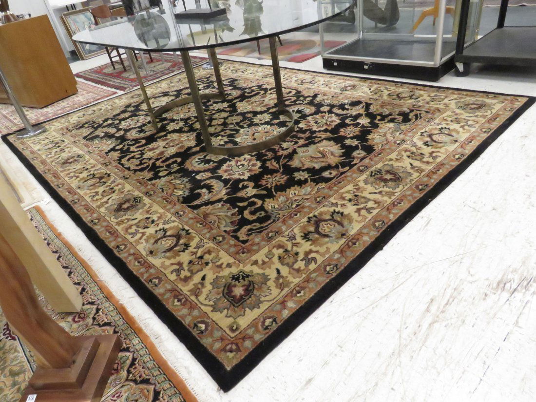 MAHAL DESIGN WOOL CARPET (1 of 4)