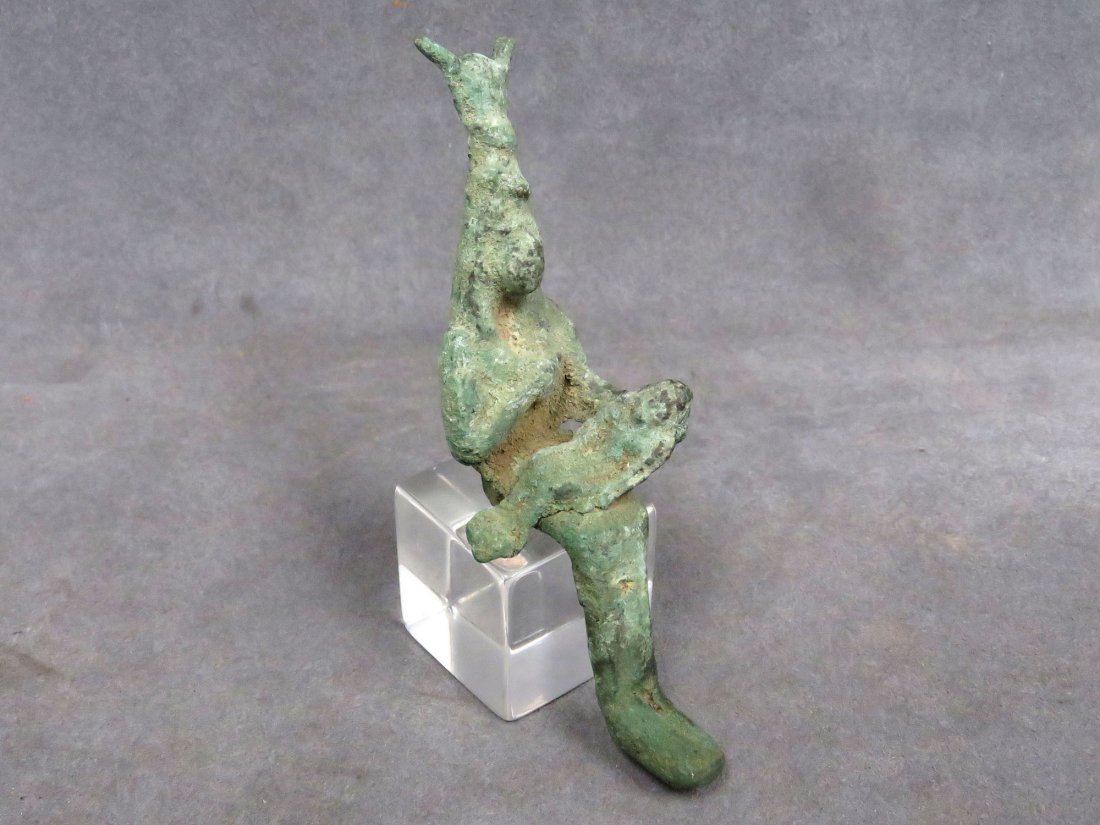 EGYPTIAN BRONZE FIGURE OF ISIS AND HORUS (1 of 7)