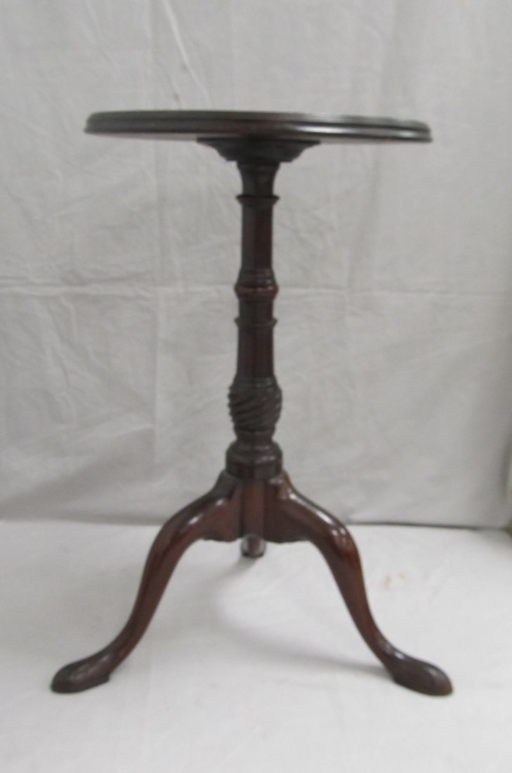 CHIPPENDALE MAHOGANY CANDLE STAND WITH CARVED BASE (1 of 2)
