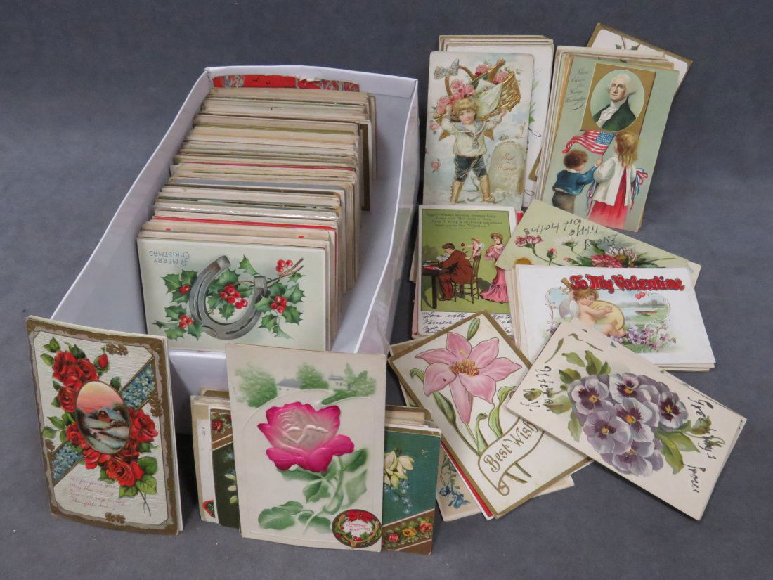 BOX ASSORTED VINTAGE HOLIDAY POSTCARDS (1 of 3)