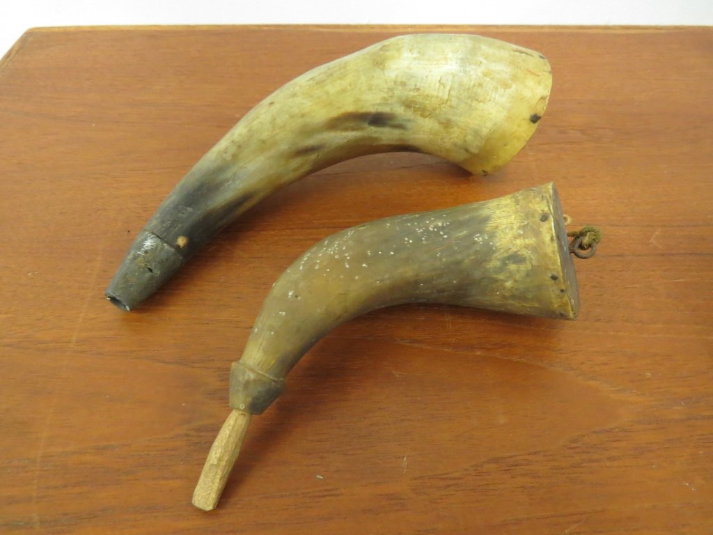PAIR POWDER HORNS, 19TH CENTURY (1 of 1)