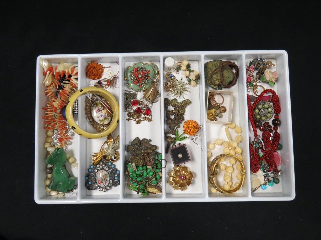 LOT ASSORTED COSTUME JEWELRY INCLUDING GROSSE (1 of 1)