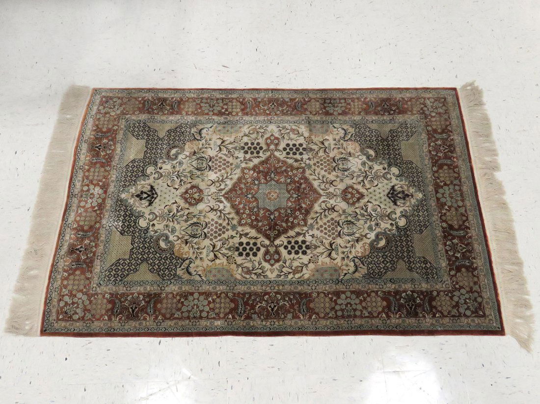 SEMI ANTIQUE PERSIAN SILK RUG (1 of 6)