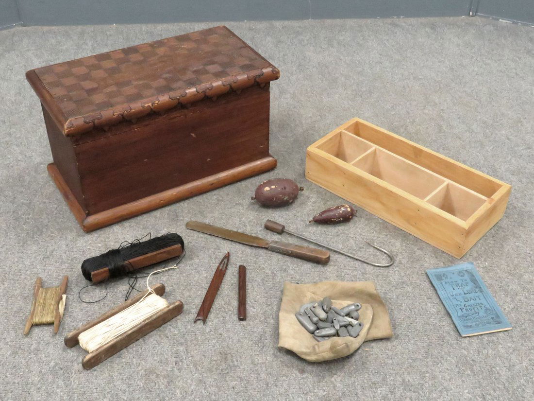 FOLK ART CARVED FISHING GEAR BOX WITH (1 of 4)