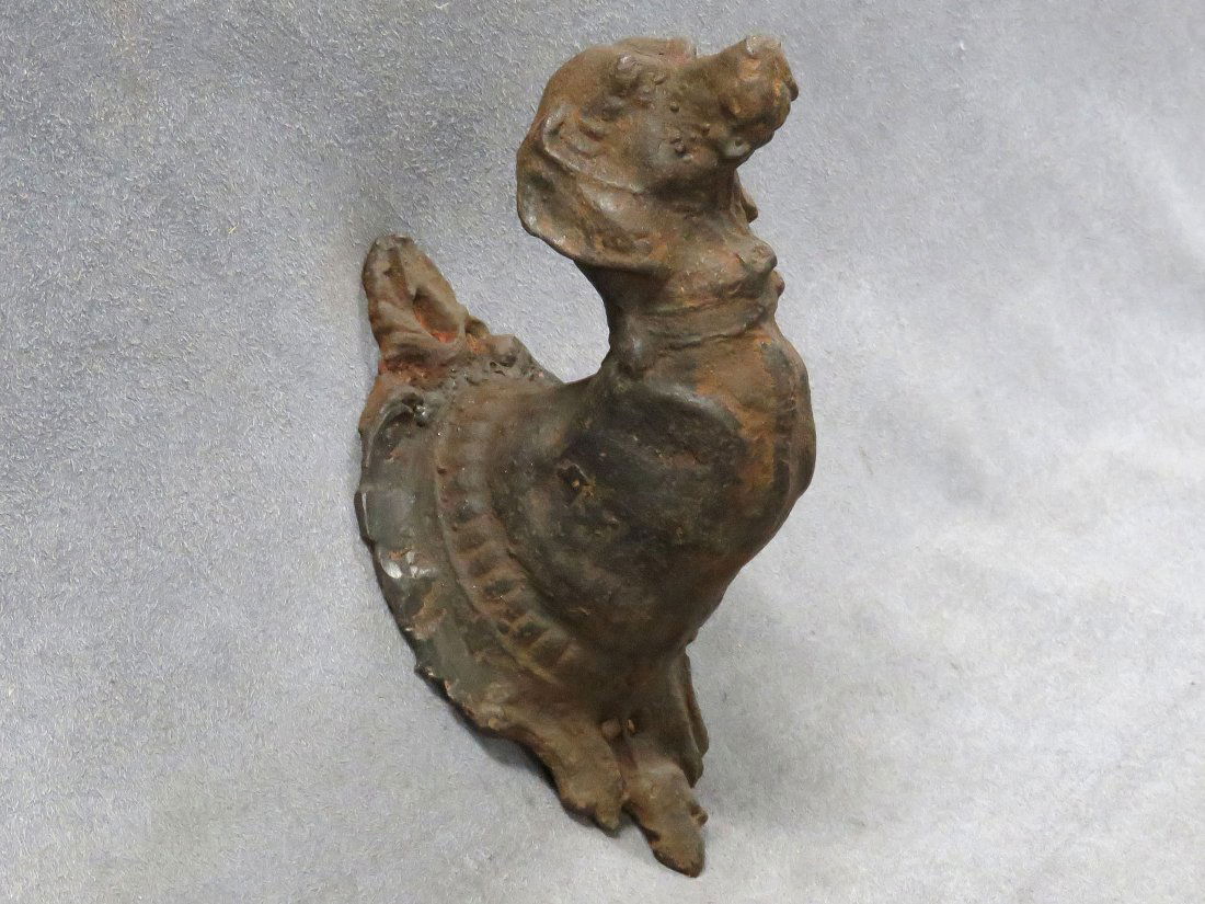 VICTORIAN CAST IRON DOG BRACKET, 19TH CENTURY (1 of 5)
