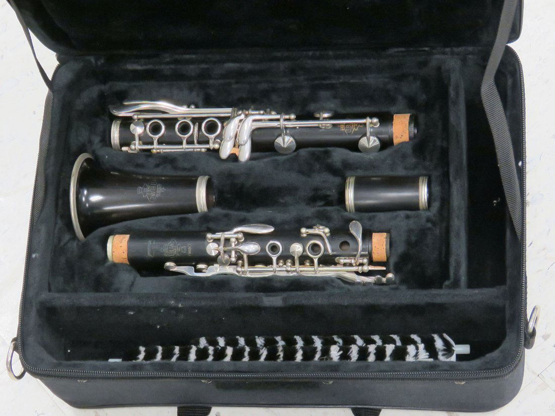 LE BLANC, PARIS DYNAMIC H GRANADILLA WOOD CLARINET (1 of 1)