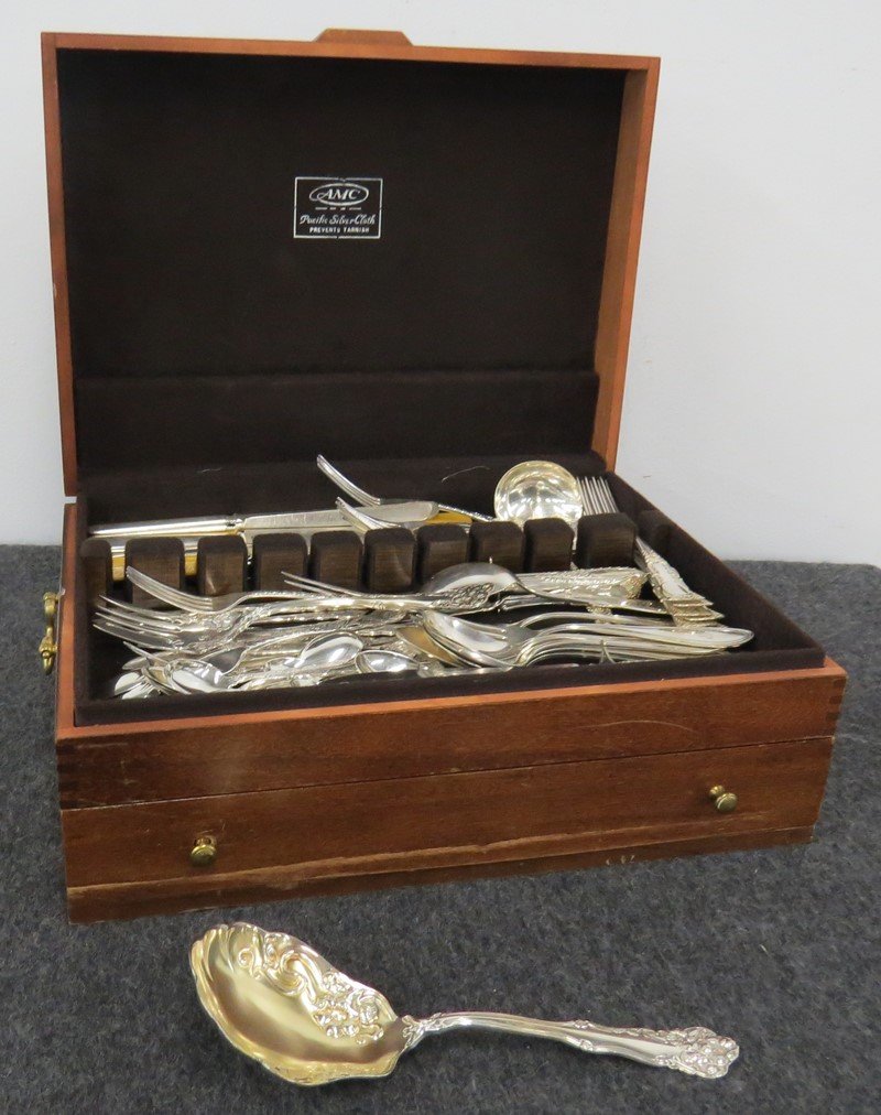 LOT ASSORTED SILVER PLATE (1 of 3)