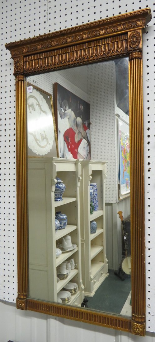 FEDERAL STYLE CARVED AND GILT FRAMED MIRROR (1 of 1)