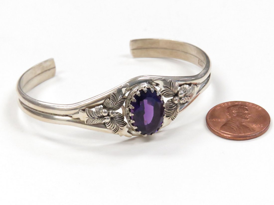 NATIVE AMERICAN INDIAN STERLING BRACELET (1 of 3)