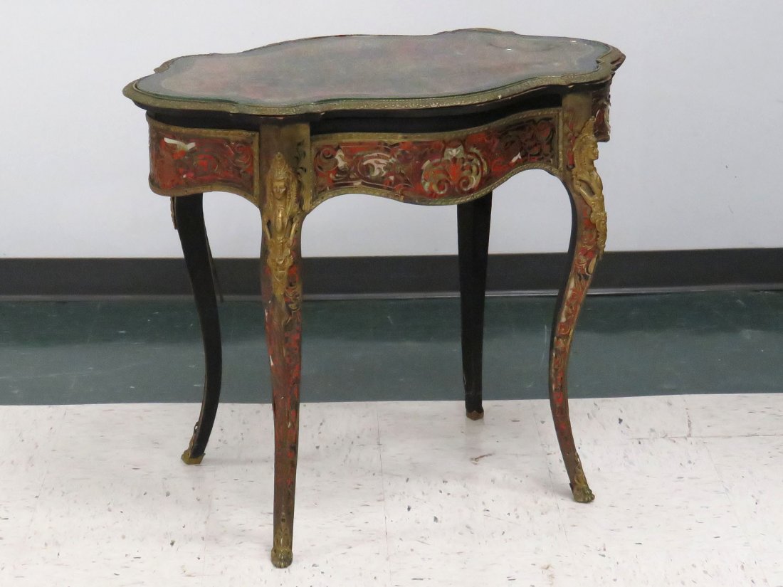 FRENCH LOUIS XVI STYLE BOULLE WORK TABLE: FRENCH LOUIS XVI STYLE BOULLE WORK AND BRASS INLAID TABLE, 19TH CENTURY. HEIGHT 30"; WIDTH 36" (IMPERFECTIONS)