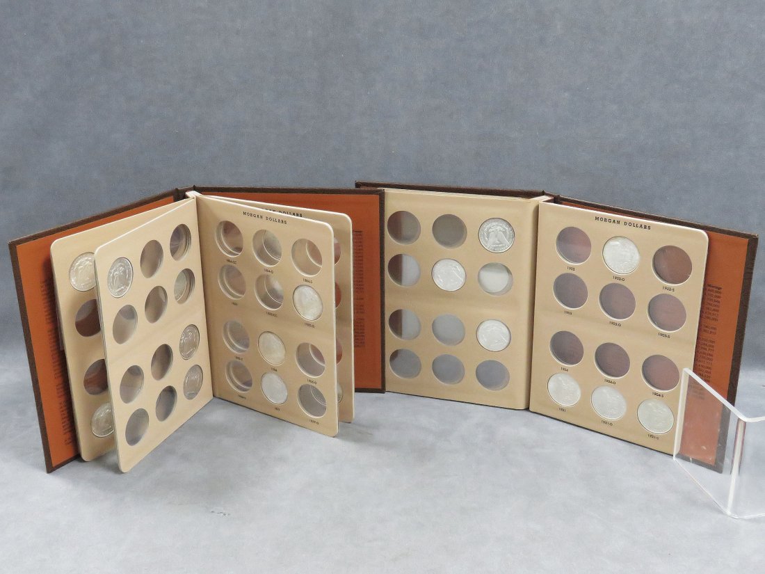 LOT (2) ALBUMS INCLUDING (22) ASSORTED MORGAN: LOT (2) ALBUMS INCLUDING (22) ASSORTED MORGAN SILVER DOLLAR COINS (BU)