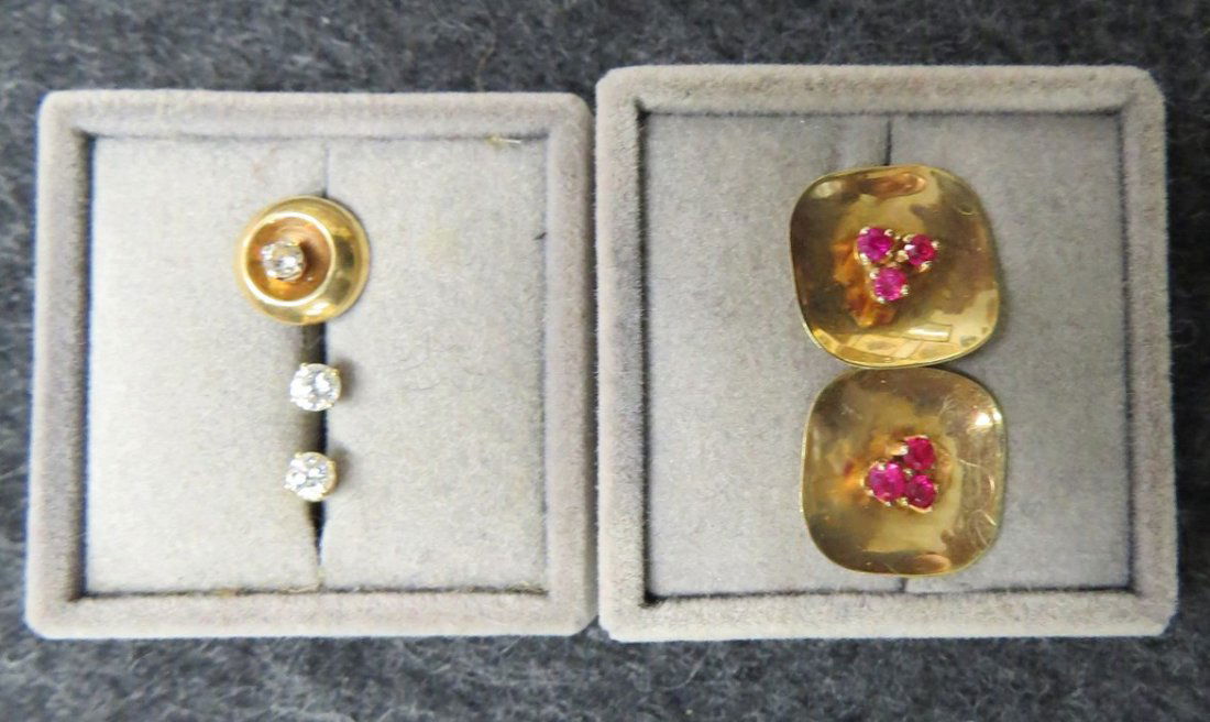 LOT 14K YELLOW GOLD EARRINGS INCLUDING PAIR (1 of 3)