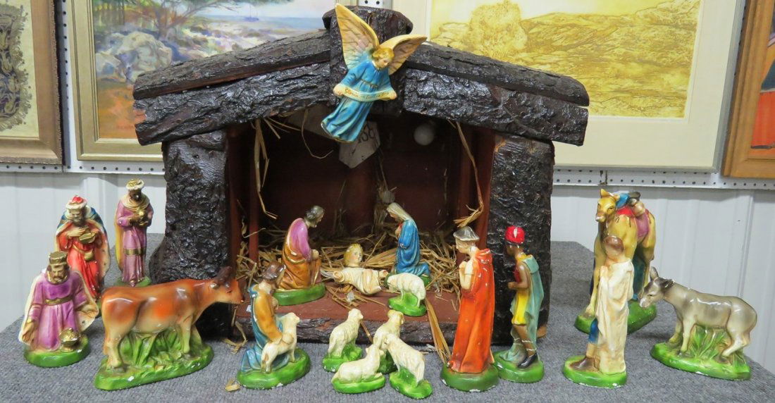 LOT CRECHE AND GROUPING OF PLASTER FIGURES, MANGER: LOT CRECHE AND GROUPING OF PLASTER FIGURES, MANGER SCENE