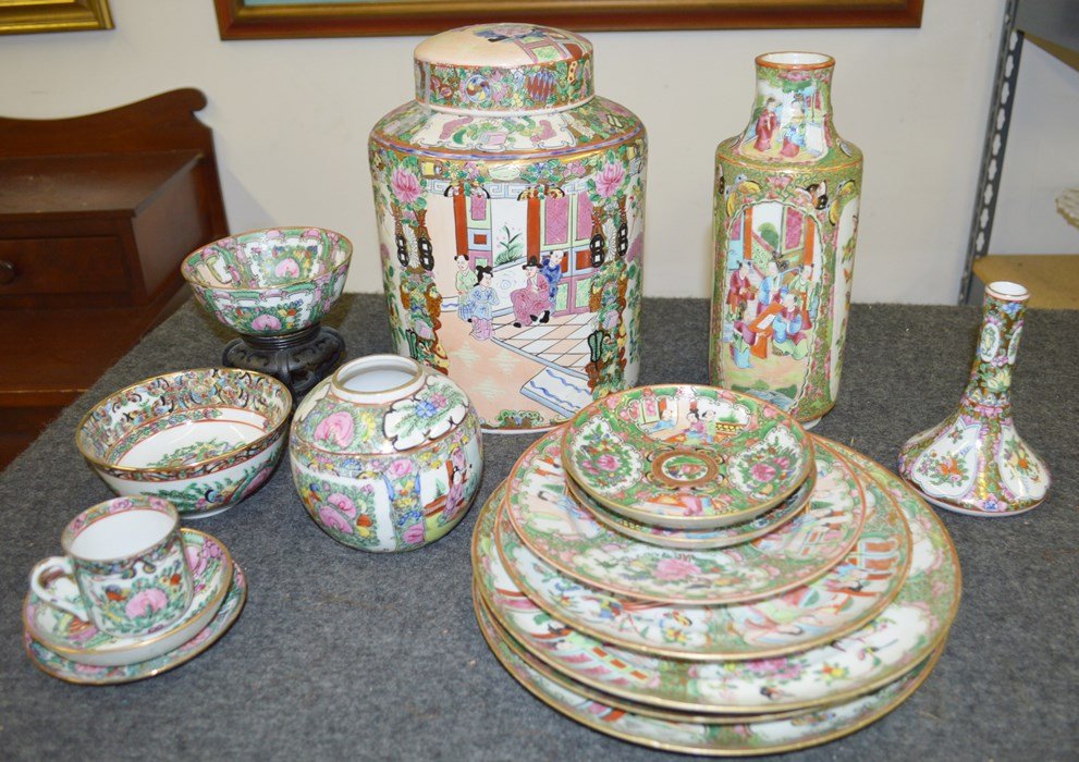 LOT ASSORTED CHINESE ROSE MEDALLION PORCELAIN (1 of 6)