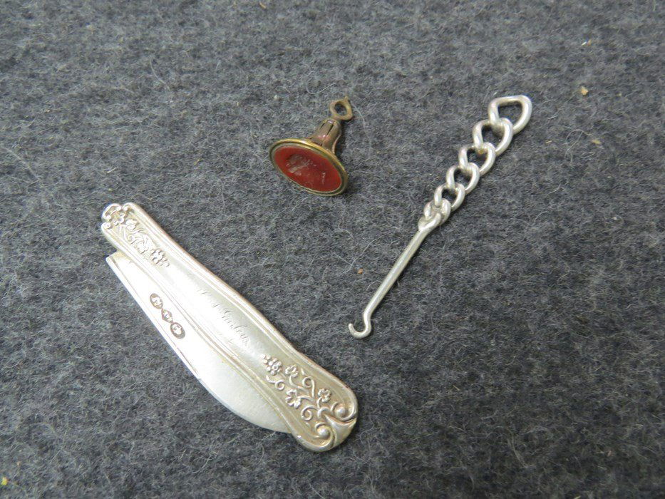 LOT (3) ANTIQUE STERLING BUTTON HOOK, SILVER PLATE (1 of 2)