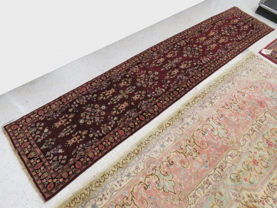 INDO-MAHAL RUNNER, 20TH CENTURY (1 of 5)