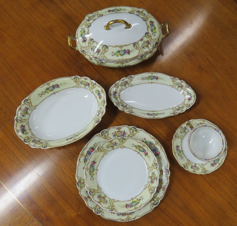 PAUL MULLER SELS BAVARIA PORCELAIN DINNER WARE FOR (10) (1 of 3)