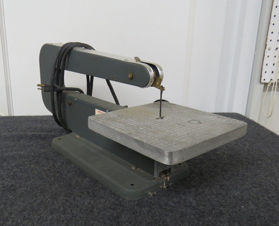 VINTAGE DREMEL TABLE TOP, SCROLL SAW AND ROTARY TOOL Jan 14, 2016 William J. Jenack