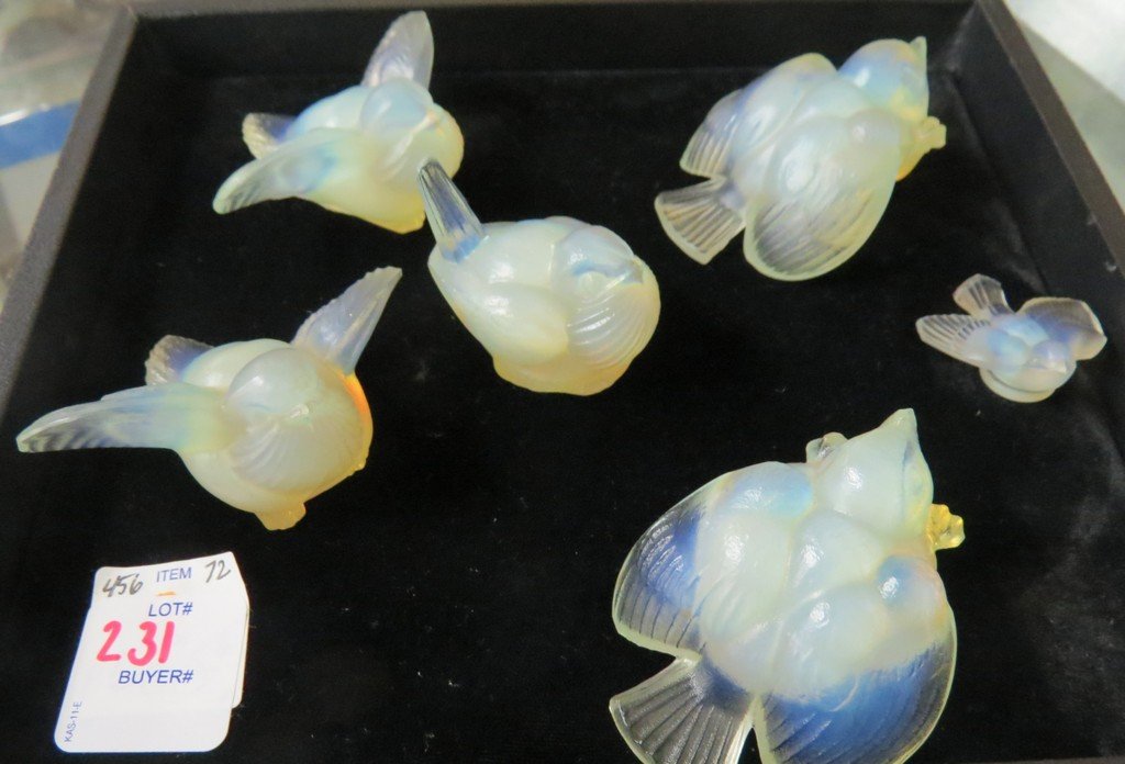 LOT (6) VINTAGE SABINO ART GLASS BIRDS, SIGNED (5) (1 of 4)