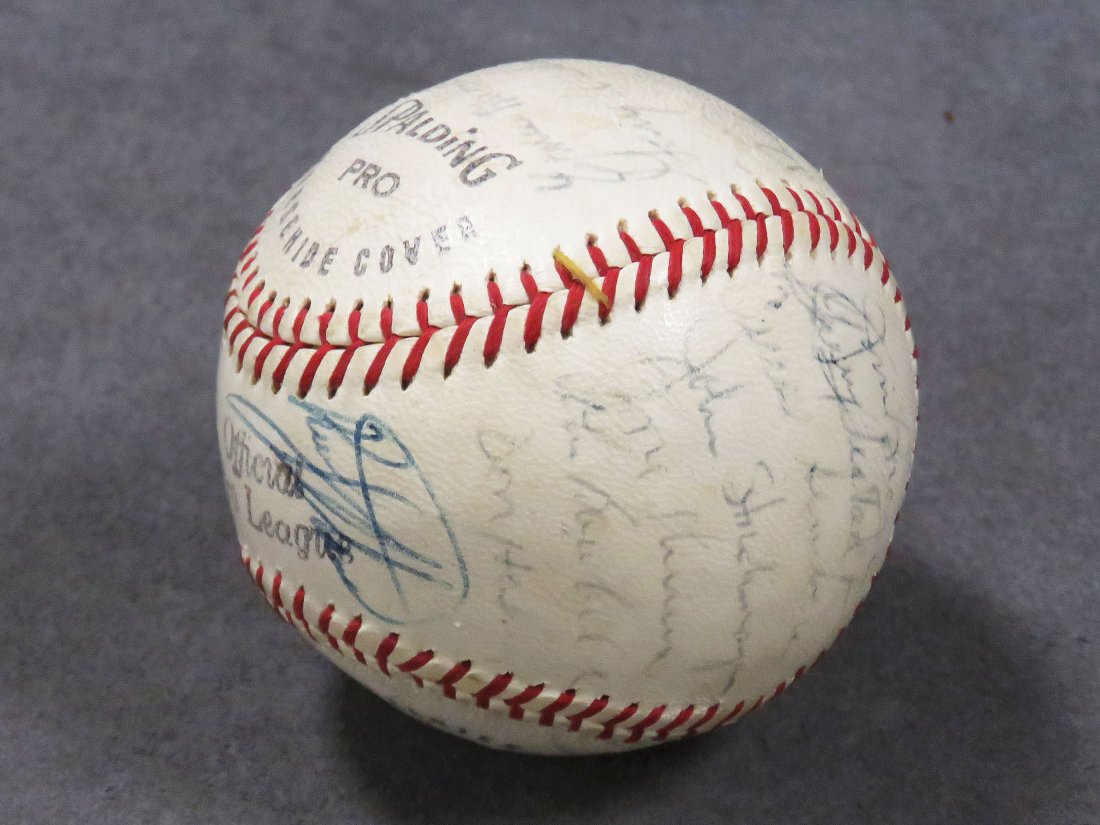 1969 MONTREAL EXPOS TEAM SIGNED BASEBALL (25 SIGNERS (1 of 5)