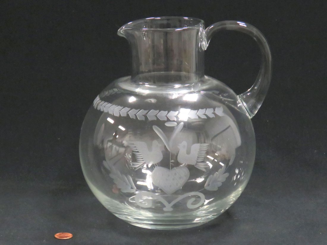 TIFFANY & CO. ETCHED CRYSTAL PITCHER. HEIGHT 8 1/2" (1 of 3)