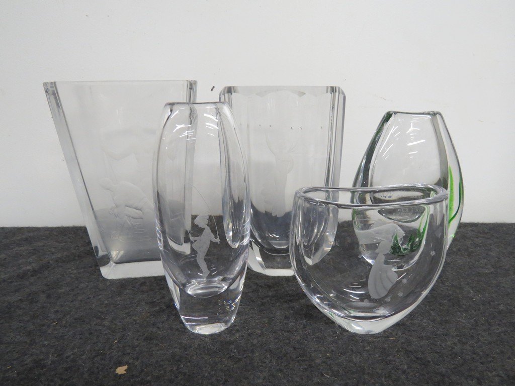 LOT (5) INCLUDING VINTAGE ORREFORS CARVED CRYSTAL VASE, (1 of 4)