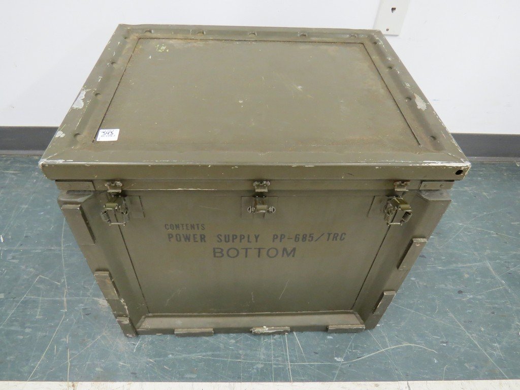 US ARMY STEEL POWER SUPPLY BOX (1 of 5)