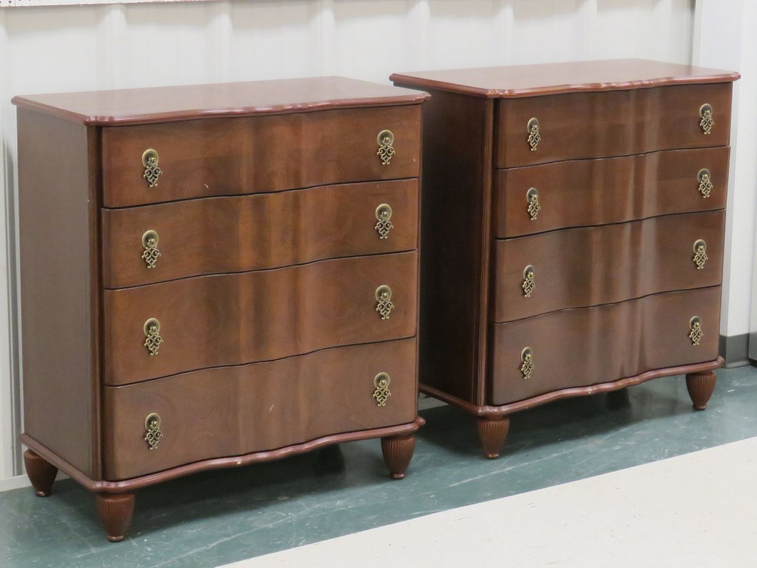 PAIR CONTINENTAL STYLE MAHOGANY SERPENTINE FRONT (1 of 3)