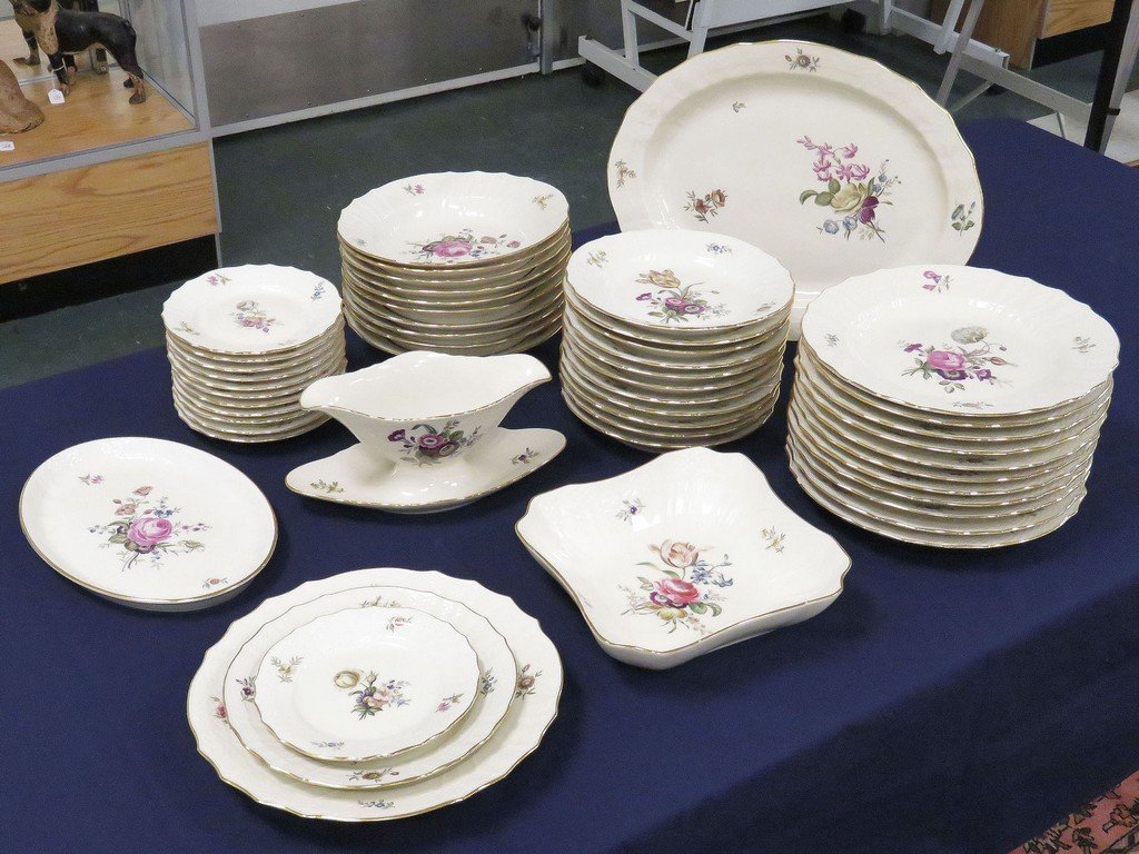 ROYAL COPENHAGEN "FRIJSENBERG" PATTERN PARTIAL DINNER (1 of 3)