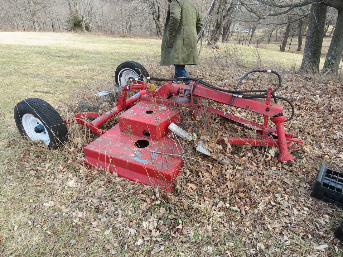 SEVEN-FOOT ROTARY MOWER HYDRAULIC LIFT, PTO (1 of 2)