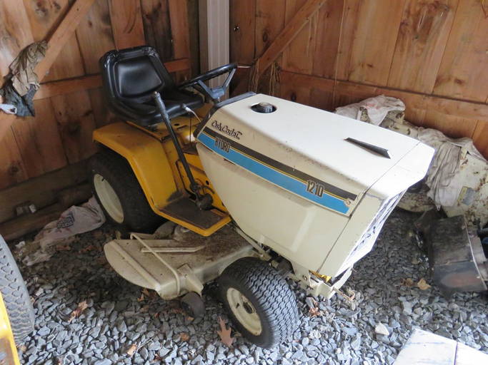 Cub Cadet 1210 Hydrostatic With Mower