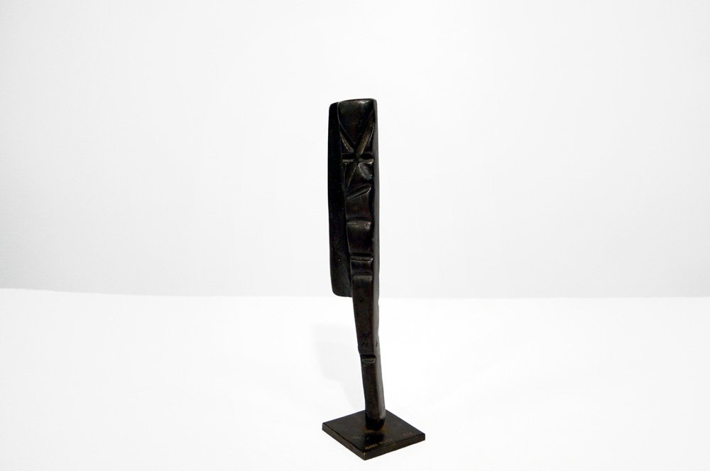 MARTA COLVIN (CHILE 1917-1995), BRONZE, ABSTRACT: MARTA COLVIN (CHILE 1917-1995), BRONZE, ABSTRACT FORMATION, SIGNED #4/7. HEIGHT 10 1/4"
