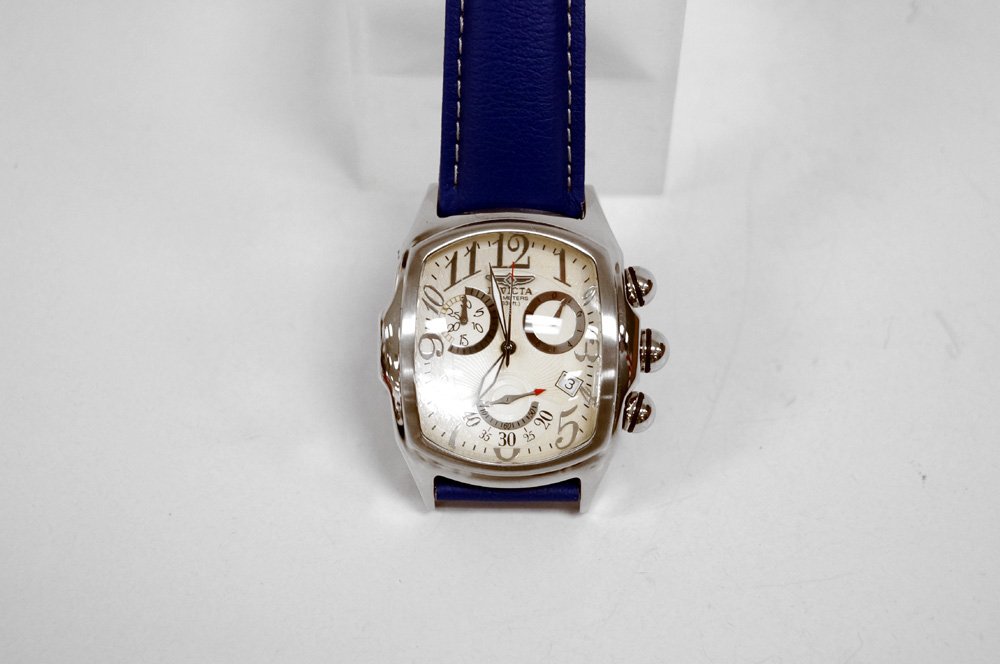 INVICTA STAINLESS (2100) "LUPHA" QUARTZ CHRONOGRAPH (1 of 2)