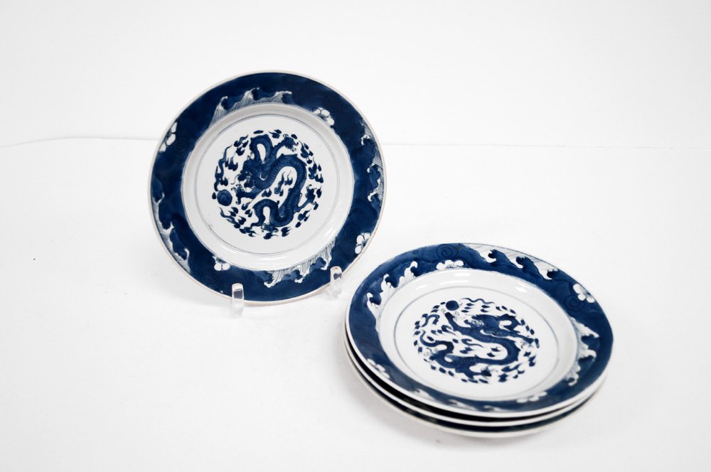 LOT (4) CHINESE EXPORT DECORATED PORCELAIN PLATES, (1 of 4)