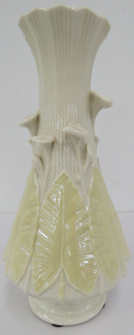 BELLEEK +ACI-NILE+ACI- PORCELAIN VASE WITH APPLIED (1 of 5)