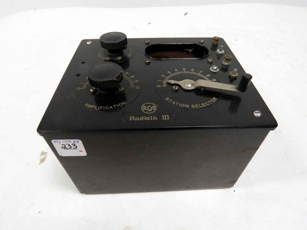 RADIOLA III TYPE R1, REGENERATIVE RADIO RECEIVER,: RADIOLA III TYPE R1, REGENERATIVE RADIO RECEIVER, C.1920'S. HEIGHT 5"; WIDTH 7 3/4"