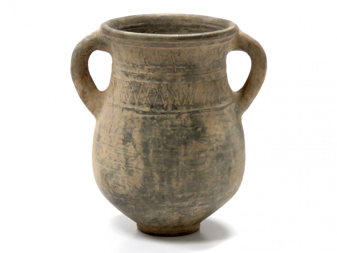 ANCIENT BLACKWARE 2-HANDLE AMPHORA/VESSEL WITH INCISED (1 of 4)