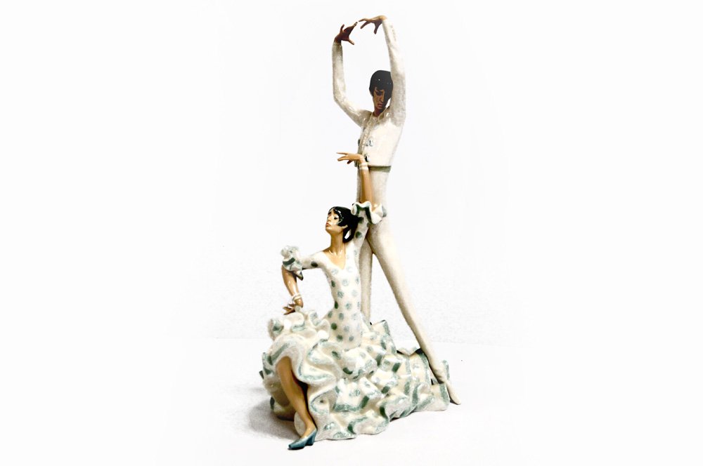 LLADRO DECORATED PORCELAIN FIGURE, "FLAMENCO DANCERS" (1 of 3)