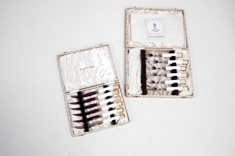 (2) SETS ROYAL CROWN DERBY FRUIT KNIVES AND FORKS,: (2) SETS ROYAL CROWN DERBY FRUIT KNIVES AND FORKS, CASED