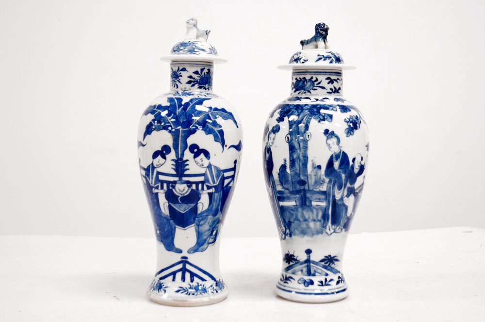 LOT (2) CHINESE DECORATED PORCELAIN COVERED JARS, (1 of 10)